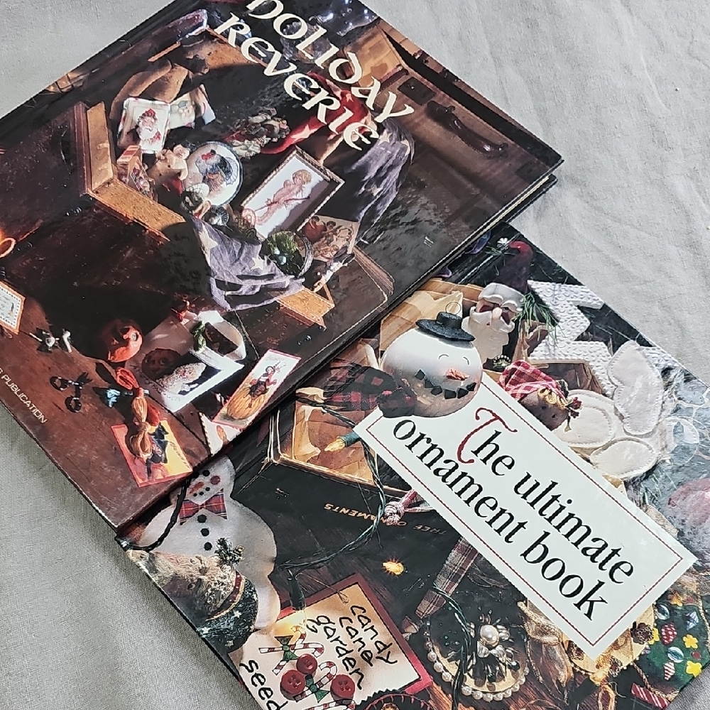Holiday Reverie Ornament Book Set